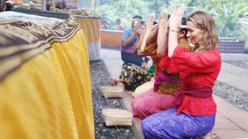 Ubud: Choose your location to Taman Beji Griya Waterfall - The Sum Up