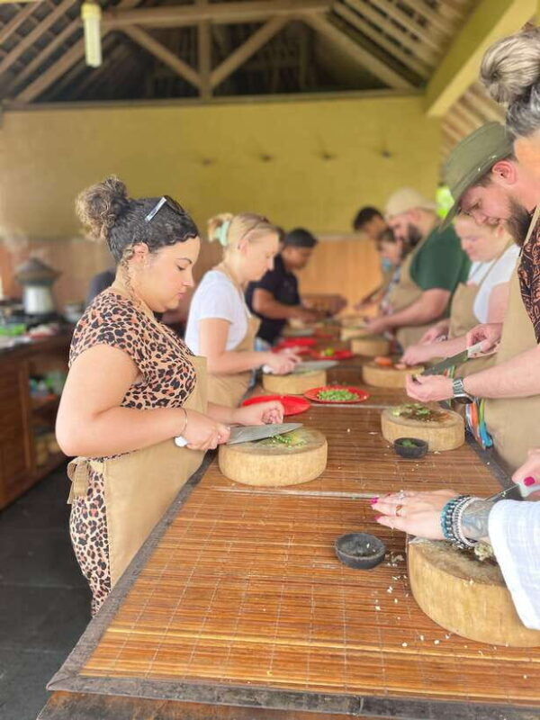 Ubud: Cooking Class with Market Visit and Hotel Pickup - Practical Tips for Participants