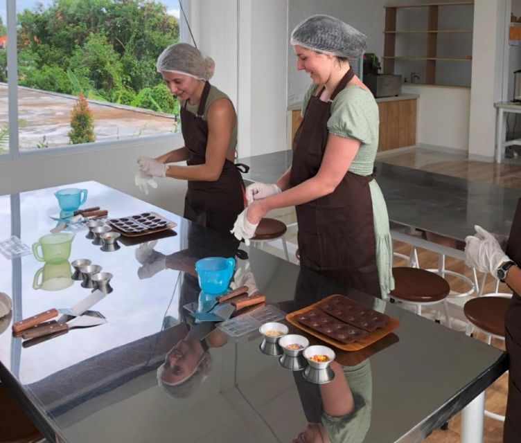 Ubud: Exclusive Chocolate Experience, Monkey Forest & Swing - Jungle Swing Adventure