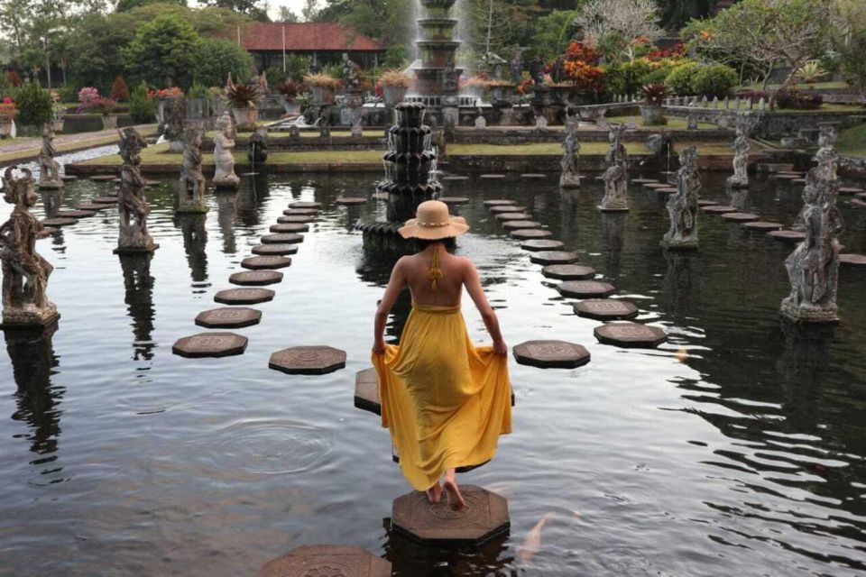 Ubud: Monkey Forest, Rice Terraces, Temple & Waterfalls Tour - Pickup and Drop-off