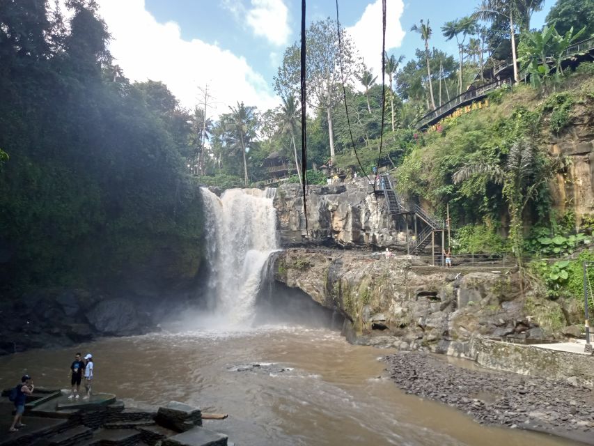 Ubud : Monkey Forest, Temple and Waterfall Private Tour - Key Points