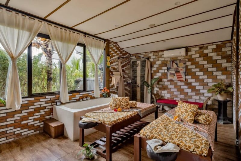 Ubud: Relaxing Balinese Massage and Flower Bath - Traditional Skincare Methods