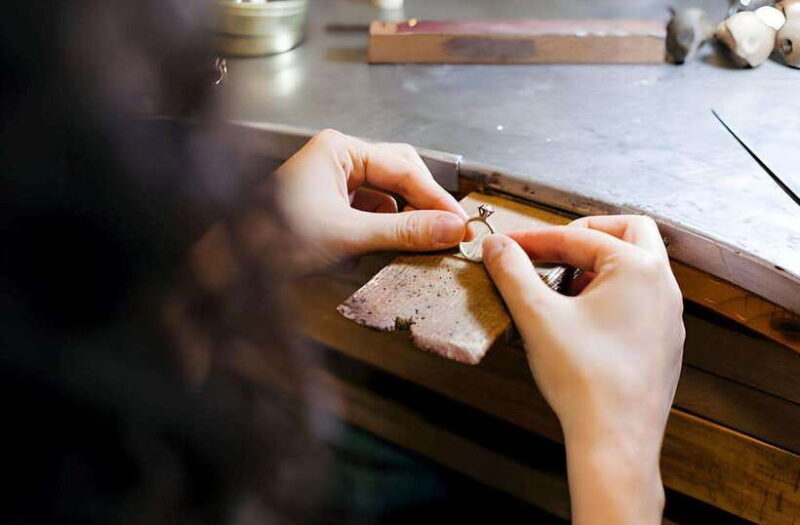 Ubud Silver Class: Unveiling the Secrets of Jewelry Artistry - The Experience in the Context of Bali