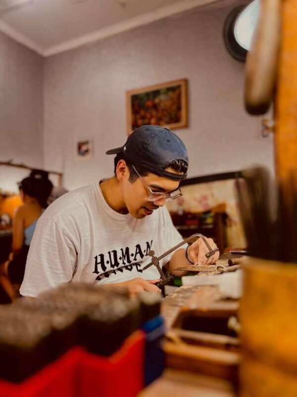 Ubud: Silver Making jewellry Class close to mokey forest - Key Points