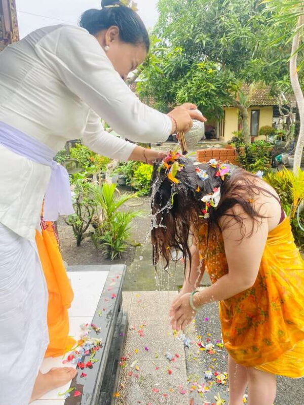 Ubud: Traditional Healing with White Lotus Blessing - Key Points
