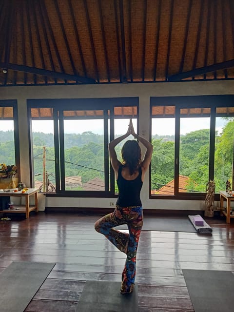 Ubud: Yoga Class, Spiritual Open Chakra and Temple Healing - Chakra Healing With Local Priest