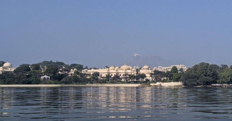 Udaipur Airport Pick up Transfer - Available Transportation Services