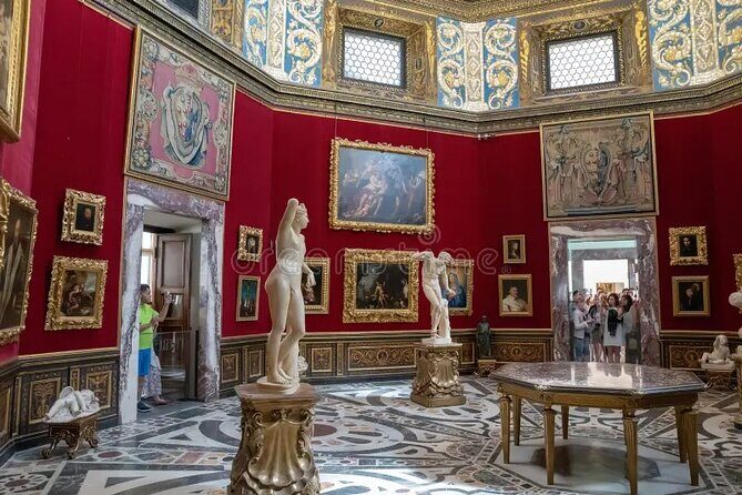 Uffizi Gallery Small Group Guided Tour - The Guide’s Role