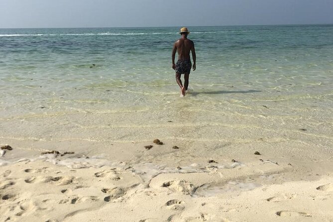 Ultimate Private Jarada Island Escape Tour - Participant Information