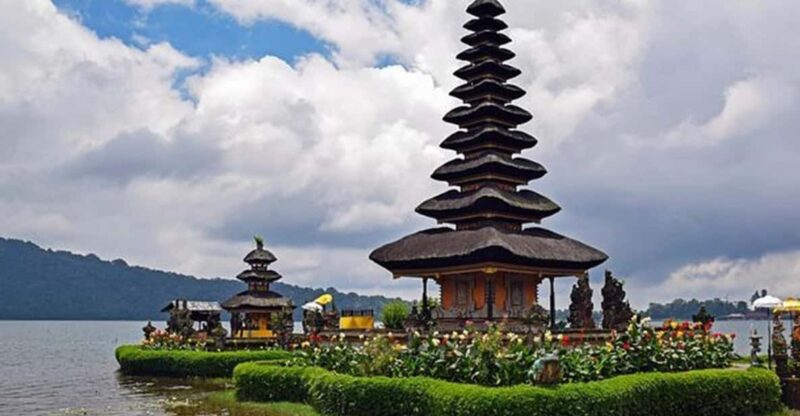 Ulun Danu Bratan Temple : Banyumala Waterfalls /Private Trip - Itinerary Highlights
