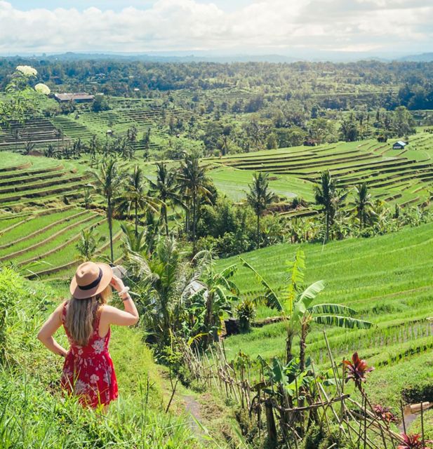 Ulundanu Temple, Handara Gate, Jatiluwih & Tanah Lot Tour - Tanah Lot Temple