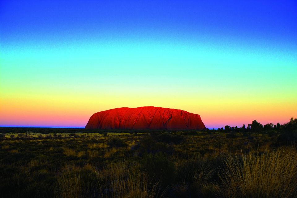 Uluru 1.5-Hour Sunset Tour With Sparkling Wine & Cheeseboard - Key Points