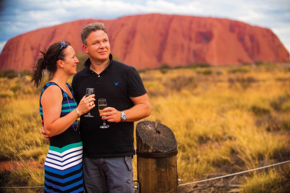 Uluru 1.5-Hour Sunset Tour With Sparkling Wine & Cheeseboard - Tour Experience