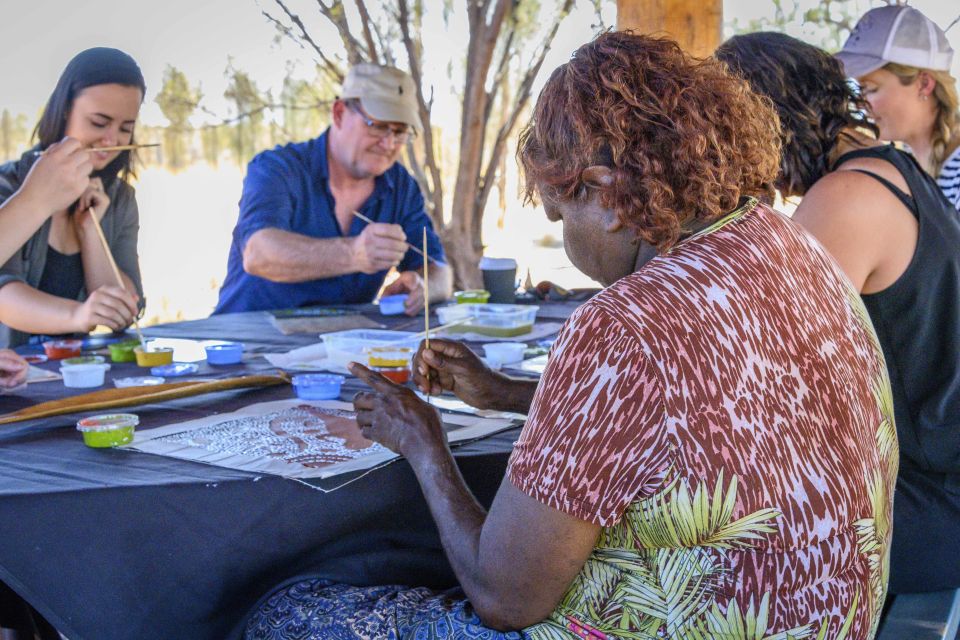 Uluru: Aboriginal Art & Culture Experience - Group Size Limitations