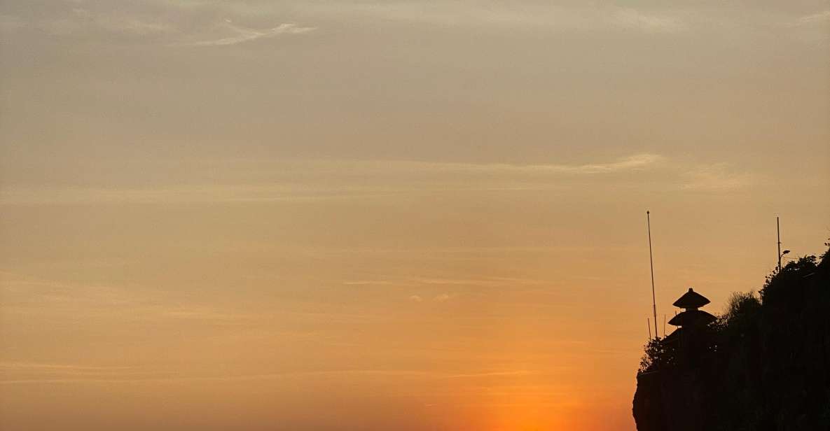 Uluwatu :Amazing Sunset at Uluwatu and Kecak Fire Dance. - Sunset Viewing at Uluwatu