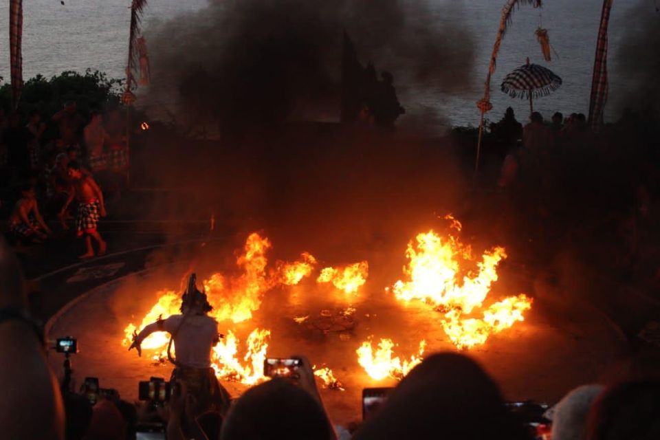 Uluwatu :Amazing Sunset at Uluwatu and Kecak Fire Dance. - Frequently Asked Questions
