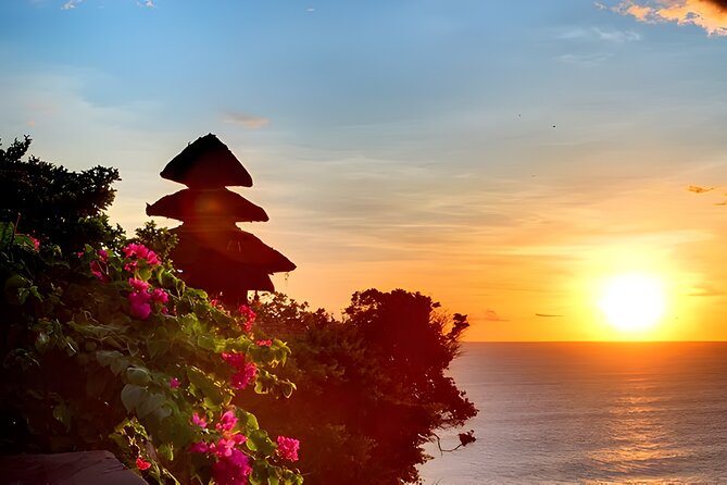 Uluwatu Sunset,Kecak Dance and Diner Seafood In Jimbaran - Uluwatu Temple Sunset Experience