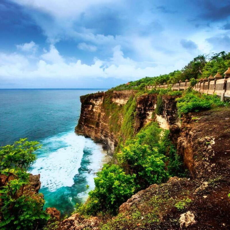 Uluwatu: Temples, Kecak Dance With Breathtaking Views - After the Show: Dinner and Wind-Down at Jimbaran Beach