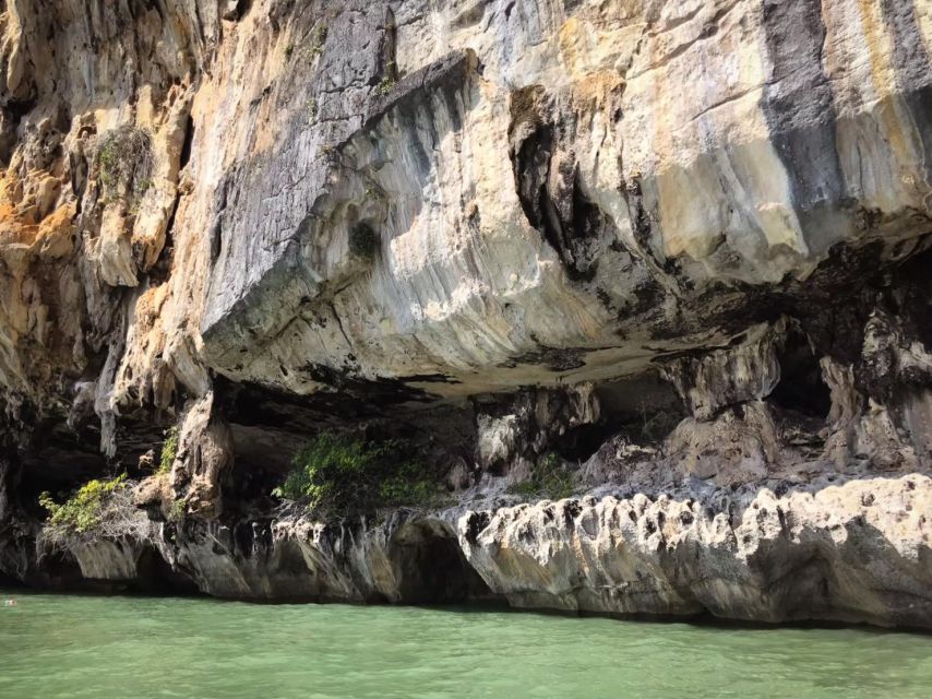 Uncrowded LaemSak Sea Tour - Sunset and Serene Waters