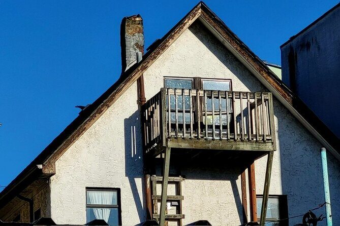 Under the Haint Blue Sky: The Lost Alley Walking Tour - A Walk Through Vancouver’s Black Heritage