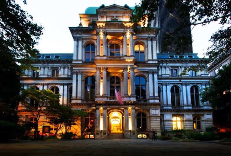 Underground Boston Ghost Tours: Gravestones & Gunpowder - Exploring Boston’s Haunted Streets: What to Expect