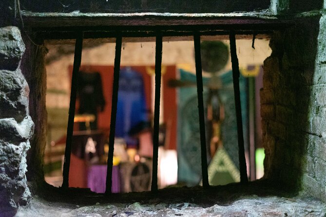 Underground Vaults Walking Tour in Edinburgh Old Town - What To Expect