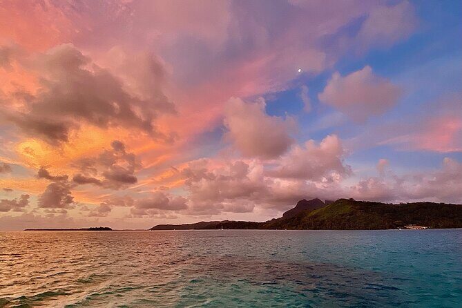 Underwater excursion to Bora Bora - Practicalities: Transportation and Booking