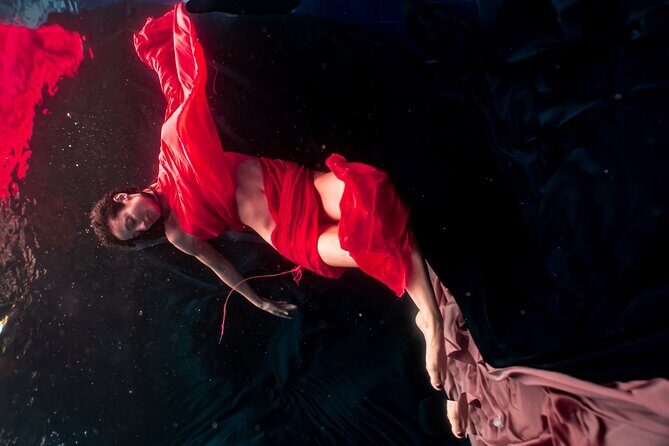 Underwater Photoshoot Experience in Tulum Water Photo Studio - Who Would Love This Experience?