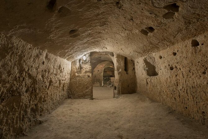 Underworld Hypogeum - Public Transportation and Location
