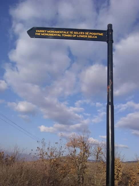 UNESCO Heritage Tour: Ancient Lin & Royal Tombs of Selca - Exploring Lin’s Rich Past and Scenic Beauty