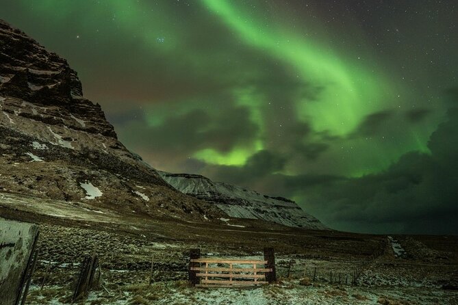 Unforgettable and Fabulous Northern Lights in Reykjavík - Exploring the Wonders of Reykjavík