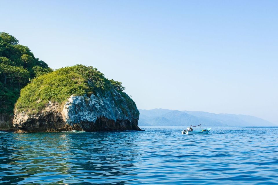Unforgettable Dive Expedition: Exploring Los Arcos Mismaloy - Languages Offered
