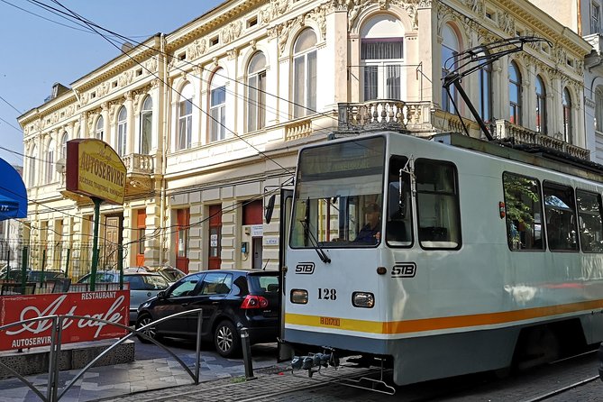 Unhealthy Food Tour of Bucharest – 4 Hours - Lupa Capitolina Monument