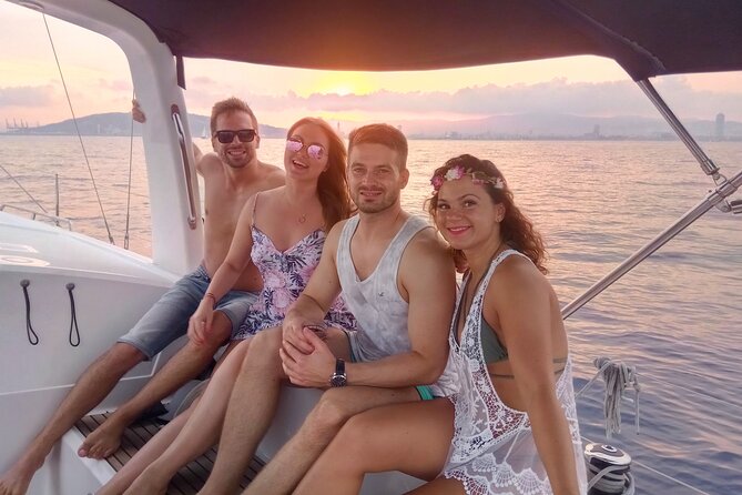 Unique Sensational Sunset Tour With Open Bar and Snacks - Group Size