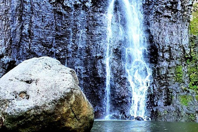 Unique Tahiti Tour - personalised, small group east coast tour - Introduction