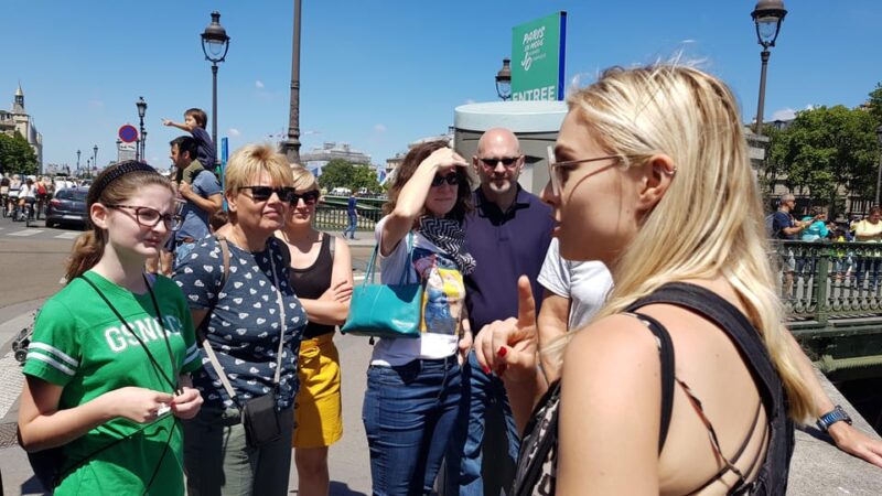 Unique Walking Tour of Great Women in Parisian History - Immersive Experience for History Enthusiasts