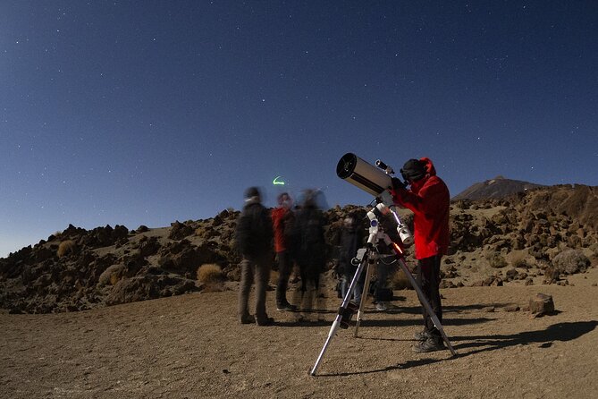 Universe in Your Hands With Moon - Stargazing and Astronomy Lecture