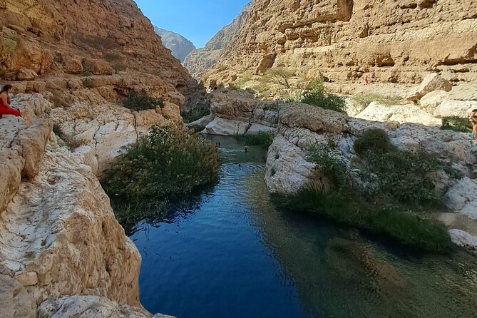 Unveiling the Hidden Paradise Wadi Shab Expedition - Experiencing Nassers Exceptional Tour Guidance