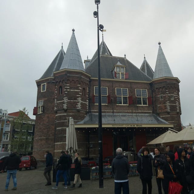 Unveiling the Secrets: The Evolution of Redlight District. - The Role of Tourism Today