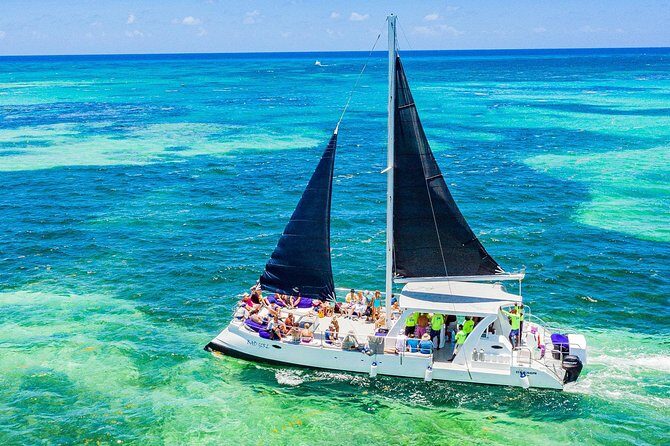 Up to 15 passengers Private Catamaran Sailing from Punta Cana - Key Points