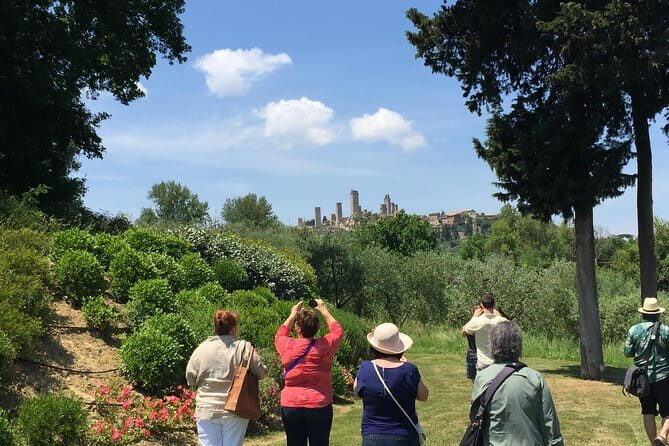 Uphill to Piazzale Michelangelo & San Miniato Basilica Panoramic Walking Tour - Who Should Consider This Tour?