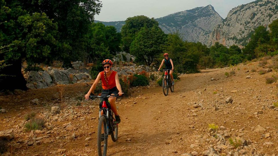 Urzulei: Supramonte Guided E-Bike Tour With Aperitif - Hiking to the Viewpoint
