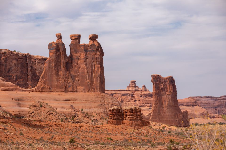 Utah: Mighty 5 National Parks Self-Driving Audio Tour - Zion Canyon