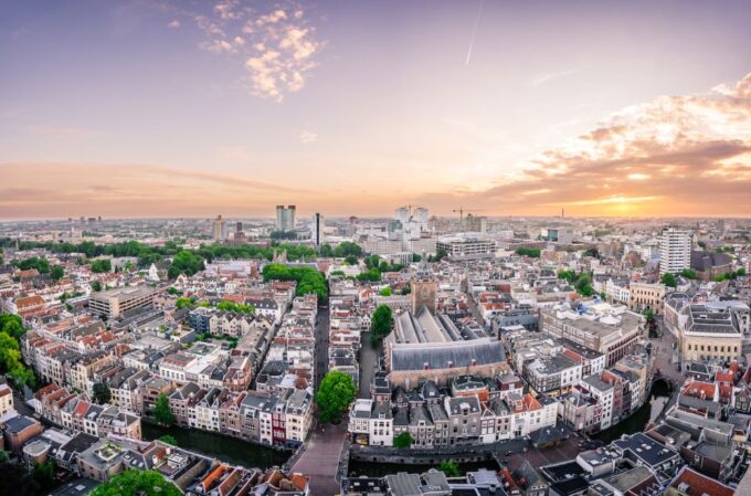 Utrecht: Dom Tower Entry Ticket and Guided Tour - Tips for a Great Visit