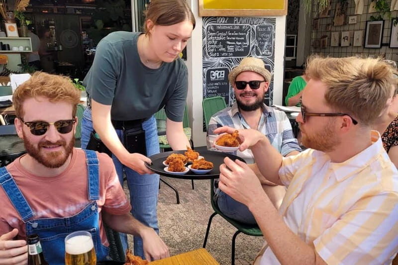 Utrecht: Food Tour with many stops at vegan restaurants! - Guides & Accessibility