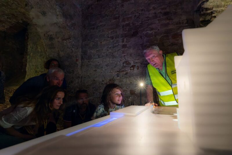 Utrecht: Lofen Palace With Entry Ticket & Guide - Guided Tour Experience