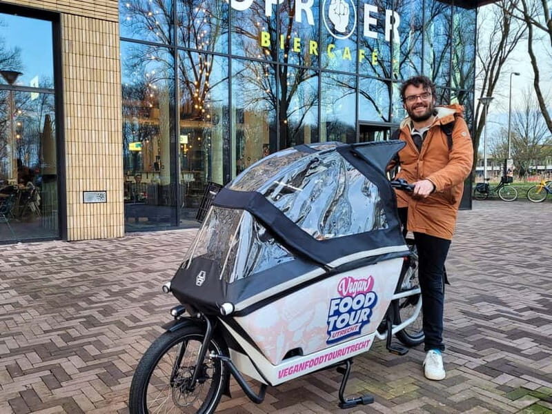 Utrecht: Vegan Food Bike Tour - 6 Tastings (excl. bike) - FAQs