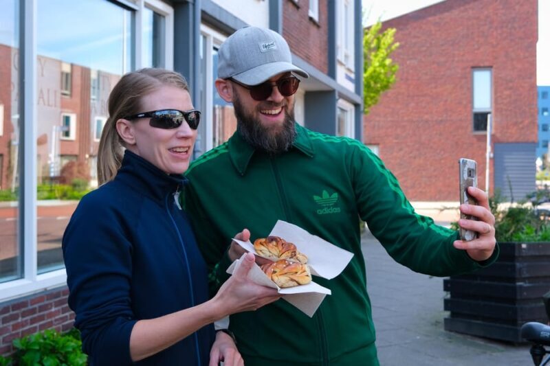 Utrecht: Vegan Food Bike Tour - 6 Tastings (excl. bike) - What Our Reviewers Say