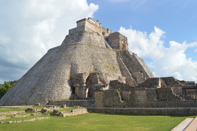 Uxmal Archeological Site Guided Walking Tour with Entry Fee - Key Points