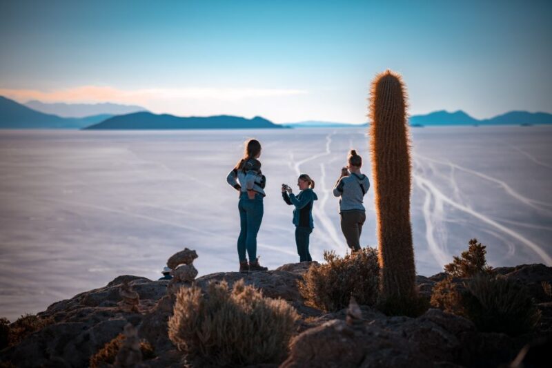 Uyuni: Guided 3-Day Tour Salt Flats & Avaroa National Park - Detailed Itinerary